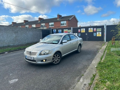 2009 - Toyota Avensis Manual