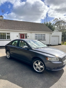 2009 - Volvo S40 Manual