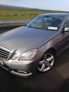 2010 - Mercedes-Benz E-Class ---