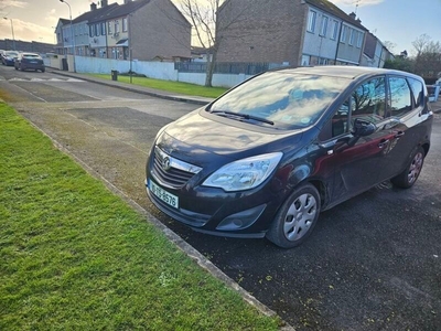 2010 - Vauxhall Meriva Manual