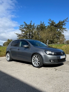 2010 - Volkswagen Golf Manual