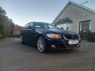 2011 - BMW 3-Series Manual