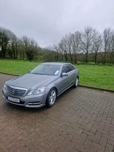 2011 - Mercedes-Benz E-Class Automatic