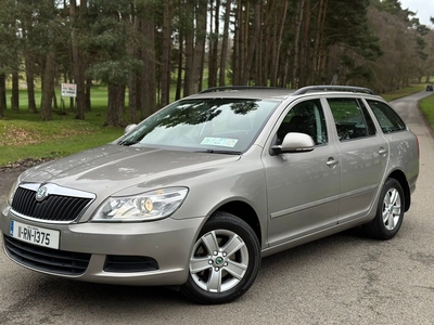 2011 - Skoda Octavia Manual