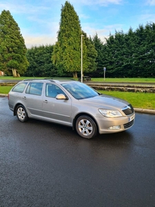 2011 - Skoda Octavia Manual