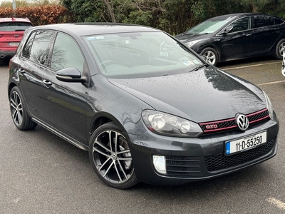 2011 - Volkswagen Golf Manual