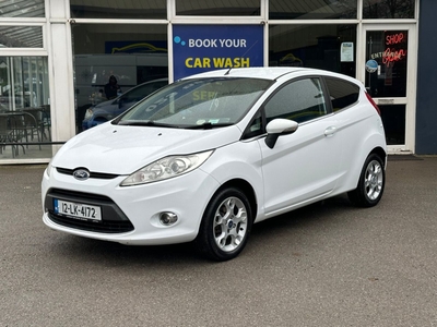 2012 - Ford Fiesta Manual