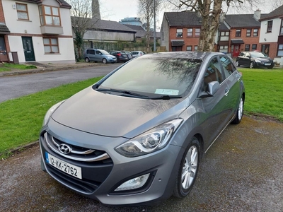 2012 - Hyundai i30 Manual