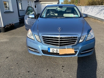 2012 - Mercedes-Benz E-Class Automatic