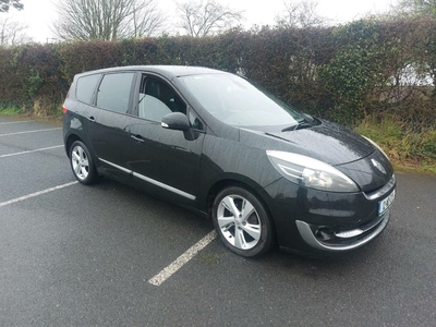 2012 - Renault Grand Scenic Manual