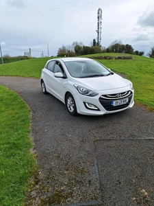 2013 - Hyundai i30 Manual