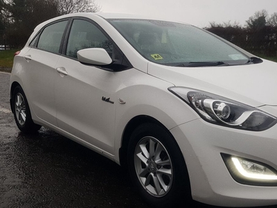 2013 - Hyundai i30 Manual