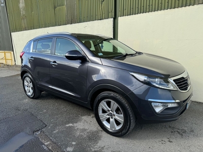 2013 - Kia Sportage Manual