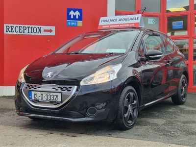 2013 - Peugeot 208 Automatic