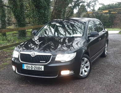 2013 - Skoda Superb Manual