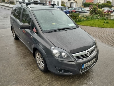 2013 - Vauxhall Zafira ---