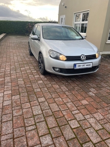 2013 - Volkswagen Golf Manual