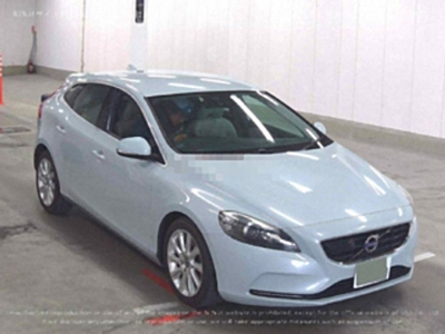 2013 - Volvo V40 Automatic