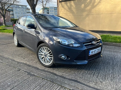 2014 - Ford Focus Manual