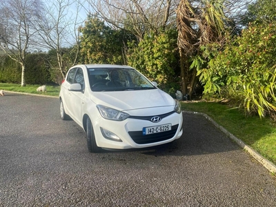 2014 - Hyundai i20 Manual