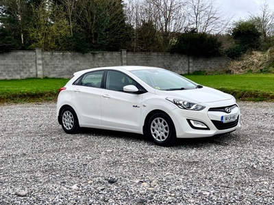 2014 - Hyundai i30 Manual