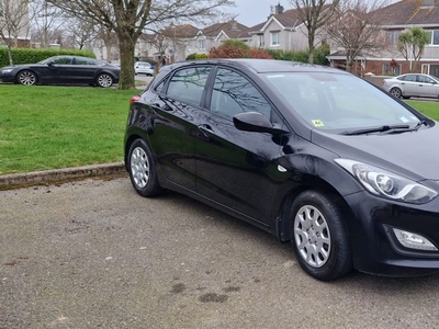 2014 - Hyundai i30 Manual