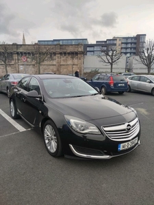 2014 - Opel Insignia Manual