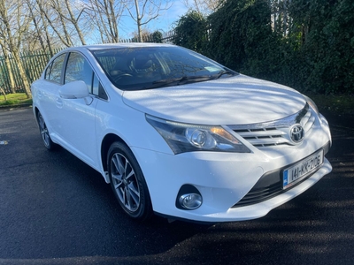 2014 - Toyota Avensis Manual