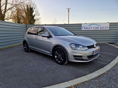 2014 - Volkswagen Golf Manual