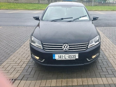 2014 - Volkswagen Passat Manual