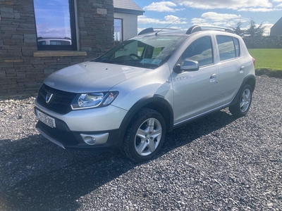 2015 - Dacia Sandero Stepway Manual