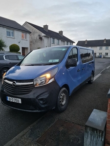 2015 - Opel Vivaro Manual