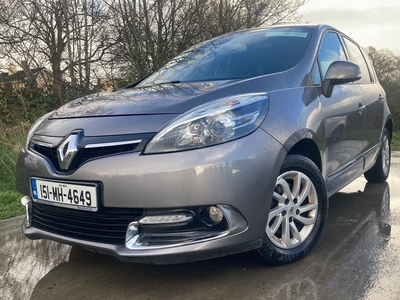 2015 - Renault Scenic Manual