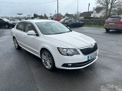 2015 - Skoda Superb Manual