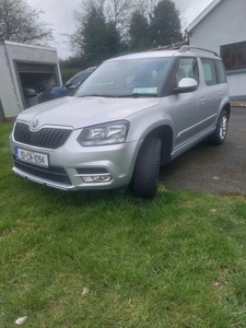 2015 - Skoda Yeti Manual