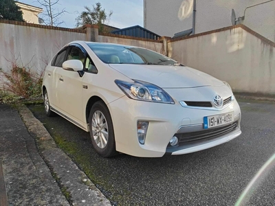 2015 - Toyota Prius Automatic