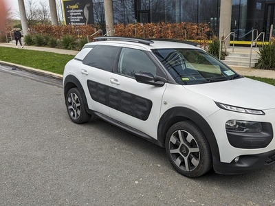 2016 - Citroen C4 Cactus Manual