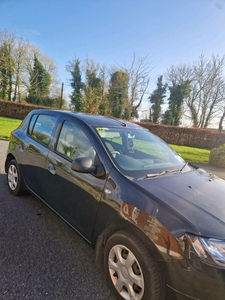 2016 - Dacia Sandero Manual