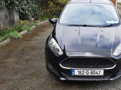 2016 - Ford Fiesta Manual