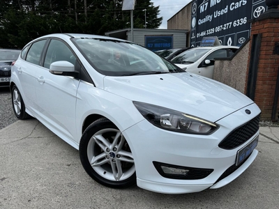 2016 - Ford Focus Manual