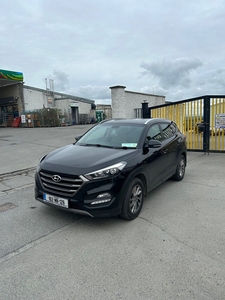 2016 - Hyundai Tucson Manual