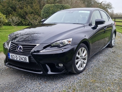 2016 - Lexus IS Automatic