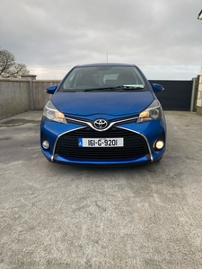 2016 - Toyota Yaris Manual