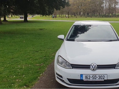 2016 - Volkswagen Golf Manual