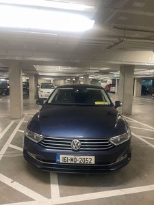 2016 - Volkswagen Passat Manual