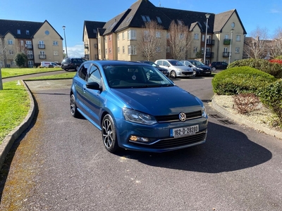 2016 - Volkswagen Polo Automatic