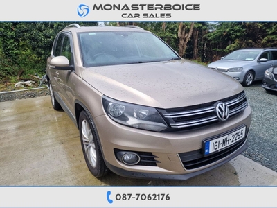 2016 - Volkswagen Tiguan Manual