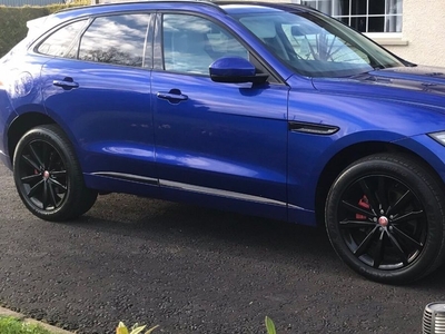 2017 - Jaguar F-Pace Automatic