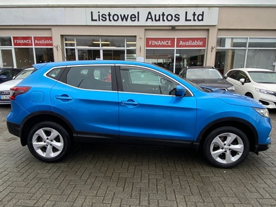 2017 - Nissan Qashqai Manual