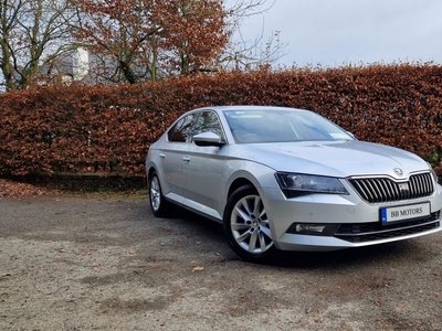 2017 - Skoda Superb Manual